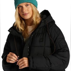 BILLABONG
Venture On Puff Zip-Up Hooded Jacket - Women's. Black. Size S.